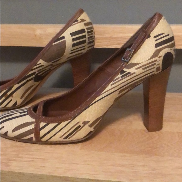 Banana Republic Print Leather Heels, Size 9 1/2 - Picture 4 of 5